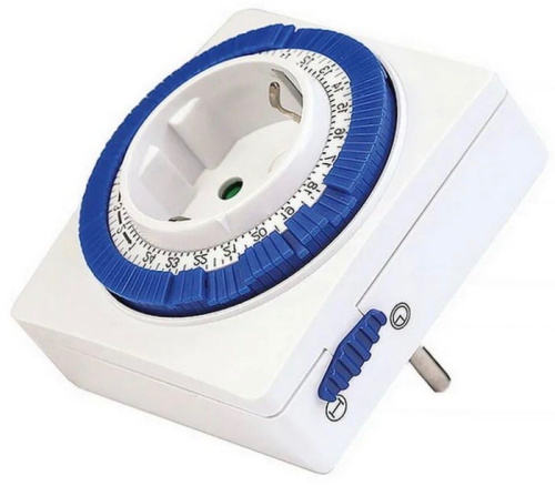 Розетка с таймером механич.3600Вт,96 вкл./выкл.сутки,интервал15мин.Smartbuy  